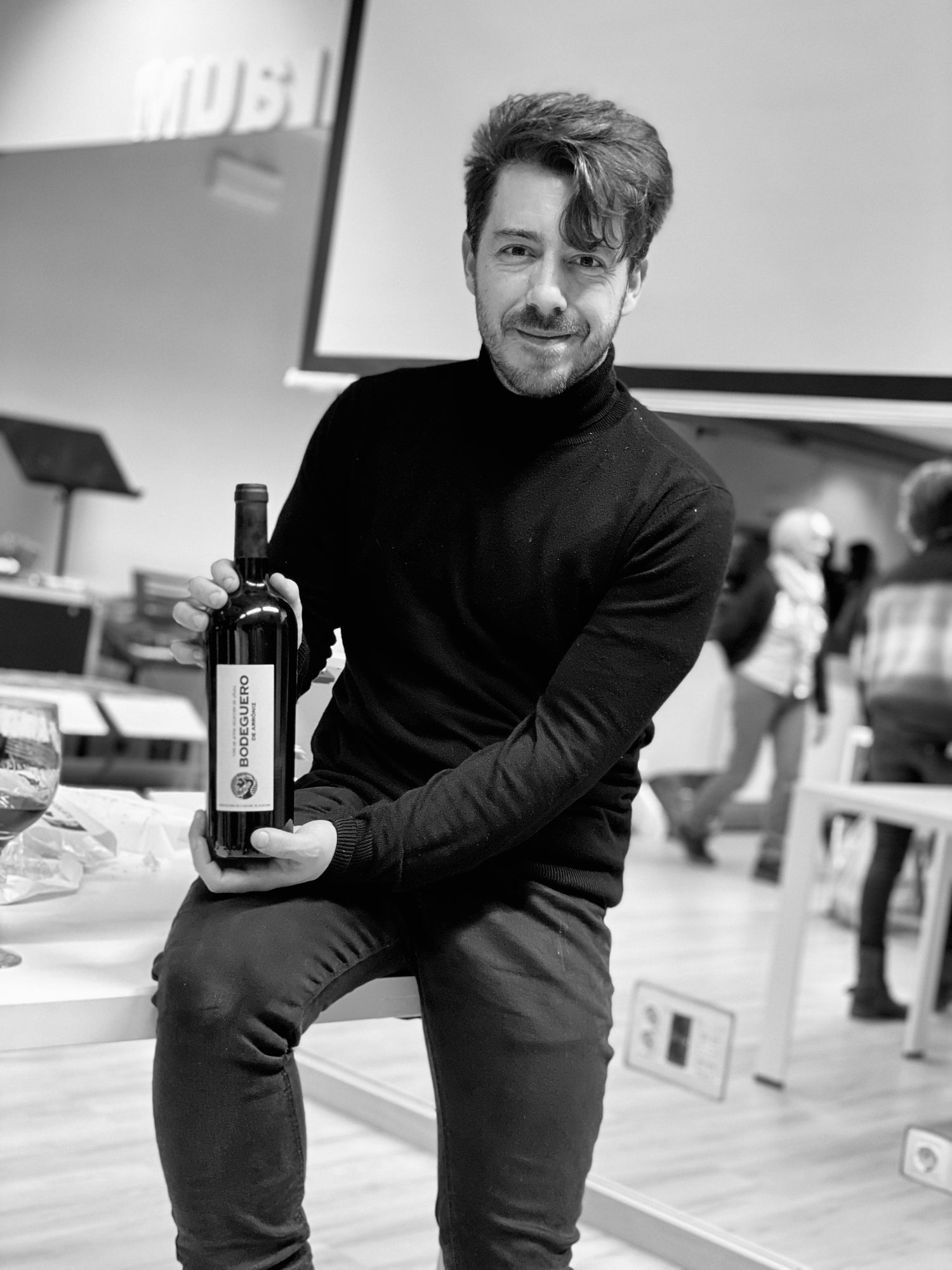 Visita guiada + Cata de vinos con aperitivo Gourmet - elbodeguero.es
